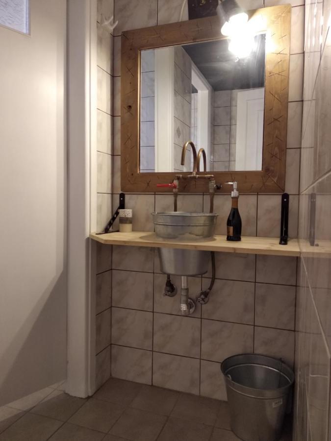 Alternative Country House 10 Minutes From Athens Airport Артемида Екстериор снимка